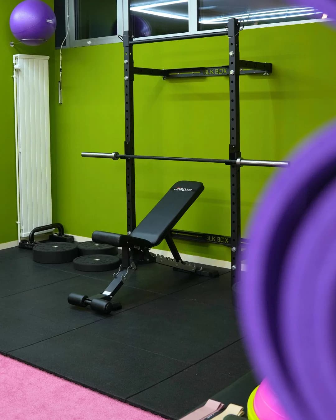 Salle de sport du studio COMOCO à Genève Servette, à 15 minutes de Vernier